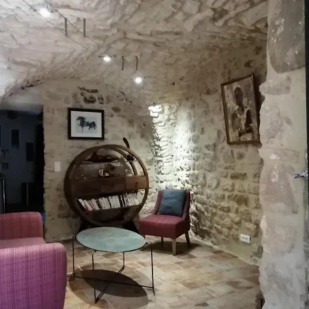 Gîte d'Emeline Bourdic Exterior foto