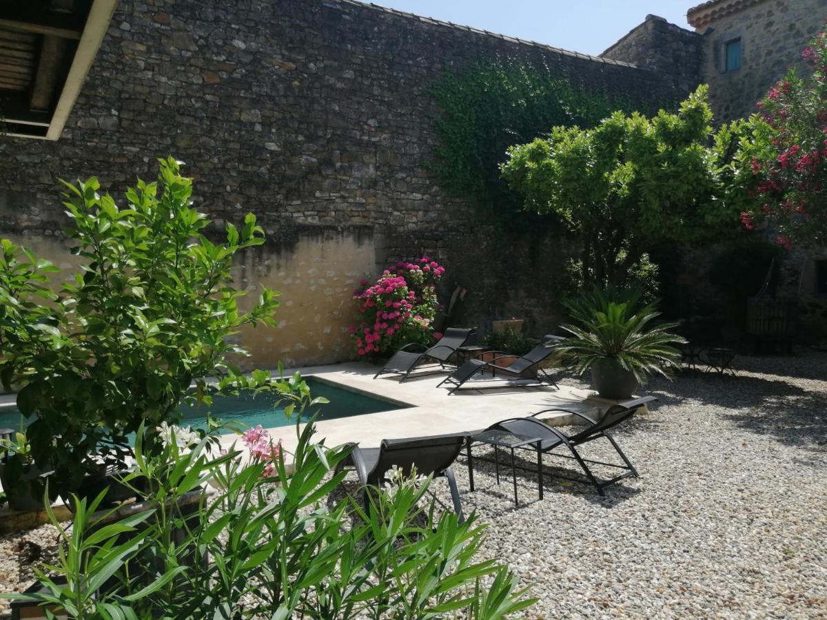 D'emeline Apartment